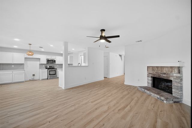 4241 Meadowknoll Drive, Fort Worth, TX 76123