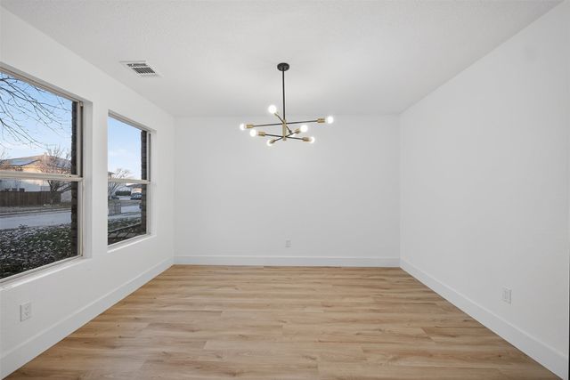 4241 Meadowknoll Drive, Fort Worth, TX 76123