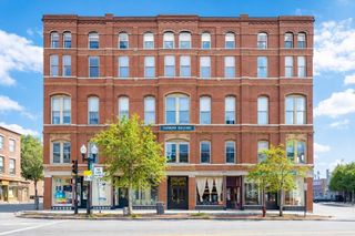 10 Kearney Sq 407, Lowell, MA 01852