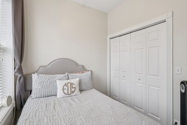 1712 N Washtenaw Avenue 2F, Chicago, IL 60647