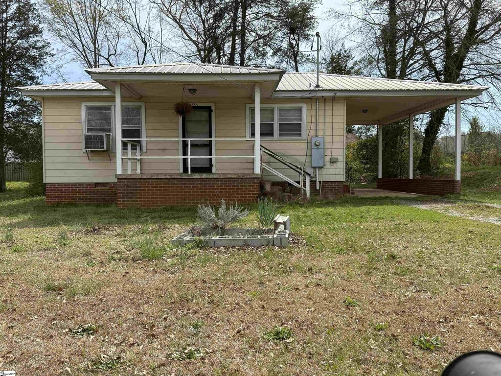 111 Welborn Circle, Easley, SC 29642