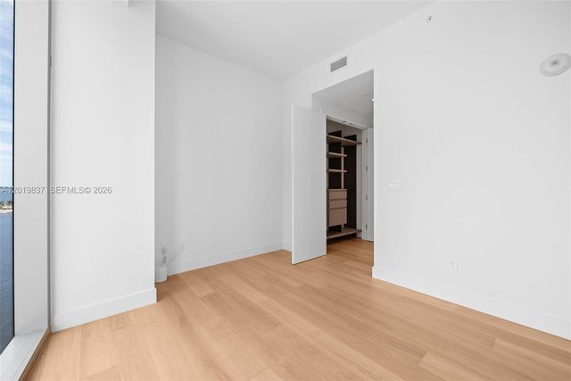 175 SE 25 Rd 801, Miami, FL 33129