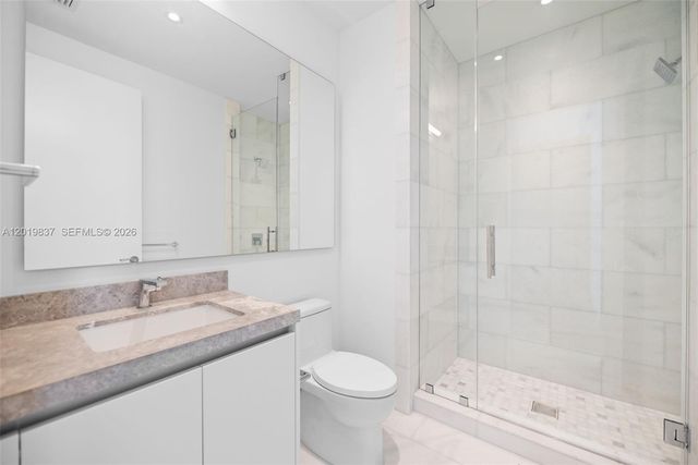 175 SE 25 Rd 801, Miami, FL 33129