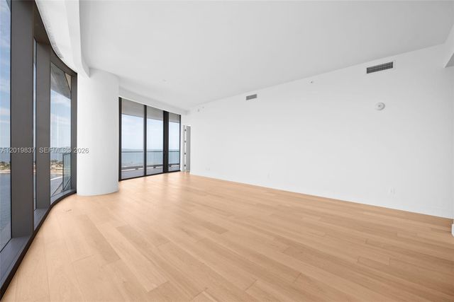 175 SE 25 Rd 801, Miami, FL 33129