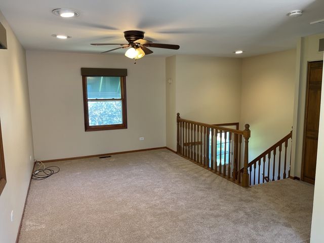 352 College Street, Crystal Lake, IL 60014