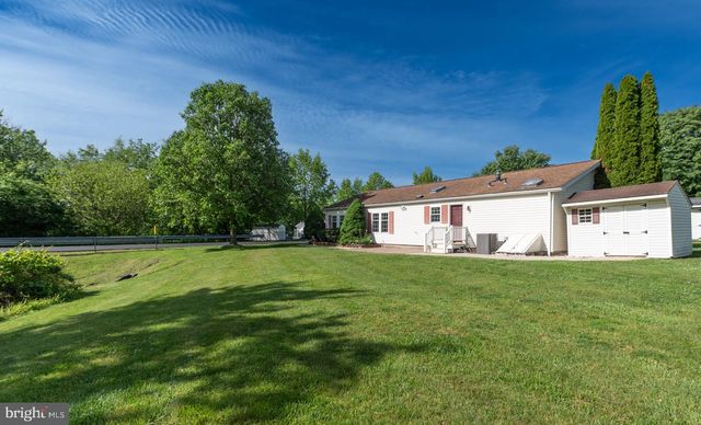 201 VILLAGE WAY, Royersford, PA 19468