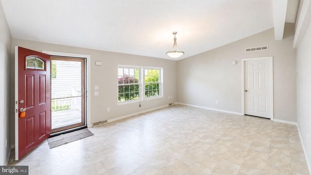 201 VILLAGE WAY, Royersford, PA 19468