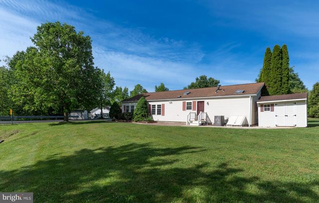 201 VILLAGE WAY, Royersford, PA 19468