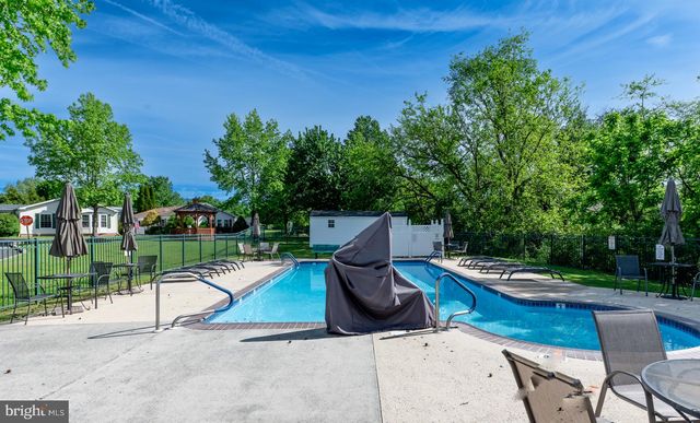 201 VILLAGE WAY, Royersford, PA 19468