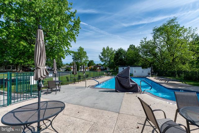 201 VILLAGE WAY, Royersford, PA 19468