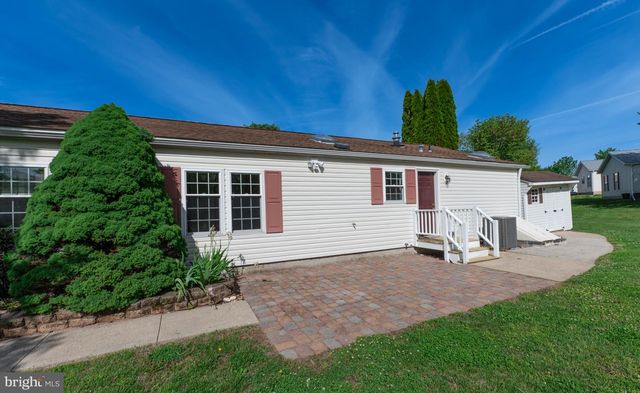 201 VILLAGE WAY, Royersford, PA 19468