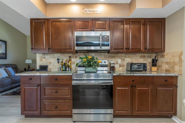 8836 HARGROVE DRIVE, Hudson, FL 34667