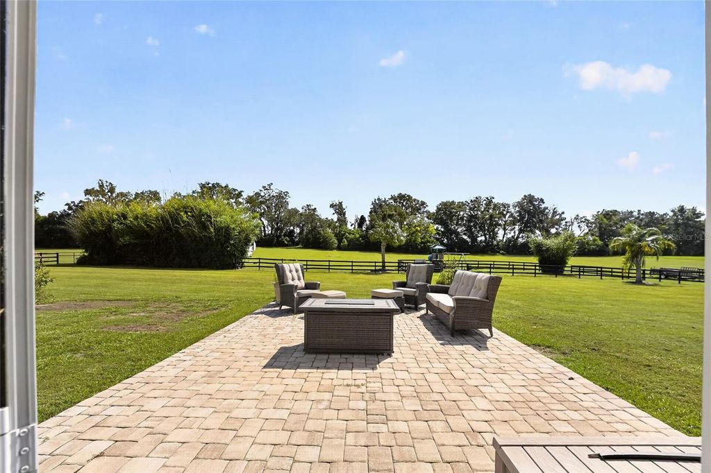 Image 39 of property listing at 5697 SW 215TH TERRACE, Newberry, FL 32669