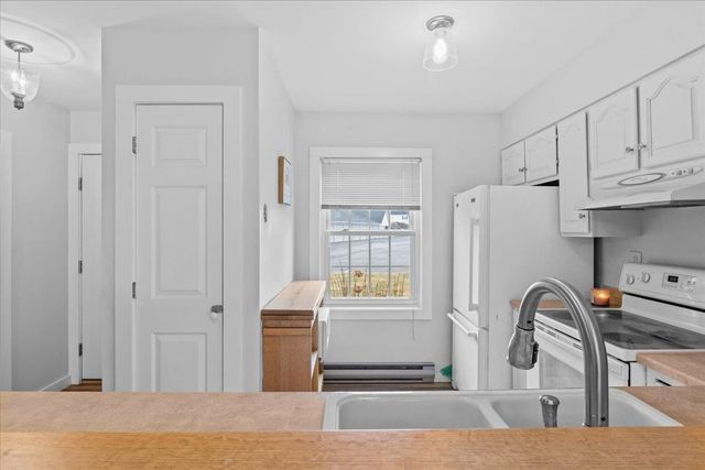 433 Westview Circle, Williston, VT 05495