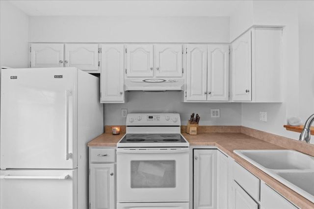 433 Westview Circle, Williston, VT 05495