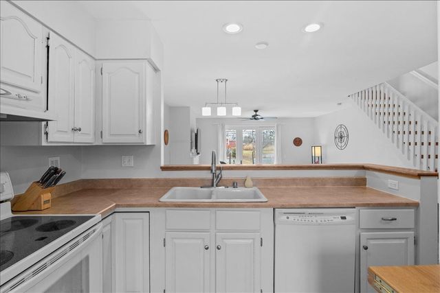 433 Westview Circle, Williston, VT 05495
