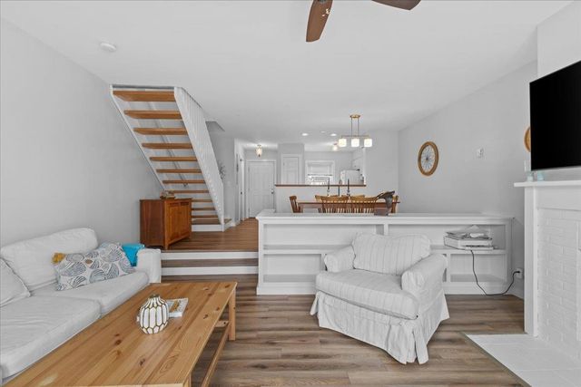 433 Westview Circle, Williston, VT 05495