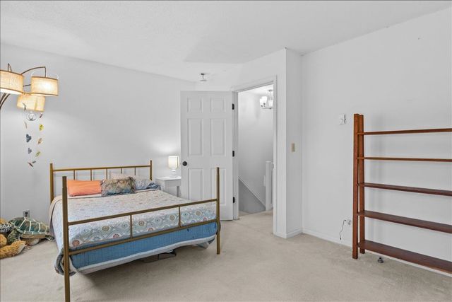 433 Westview Circle, Williston, VT 05495
