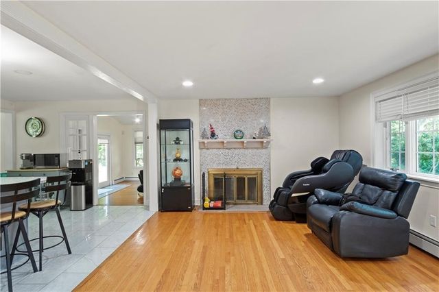 1785 Division Road, East Greenwich, RI 02818