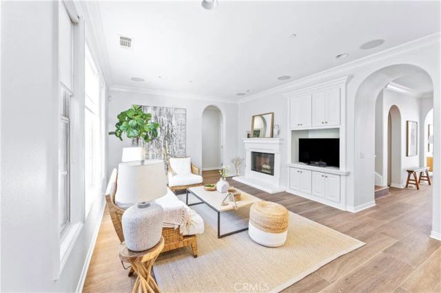 54 VALLEY TERRACE, Irvine, CA 92603