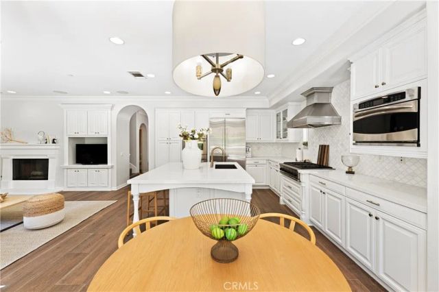 54 VALLEY TERRACE, Irvine, CA 92603