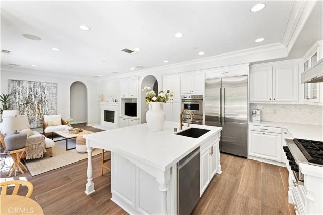 54 VALLEY TERRACE, Irvine, CA 92603