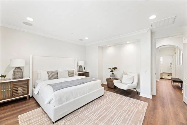 54 VALLEY TERRACE, Irvine, CA 92603