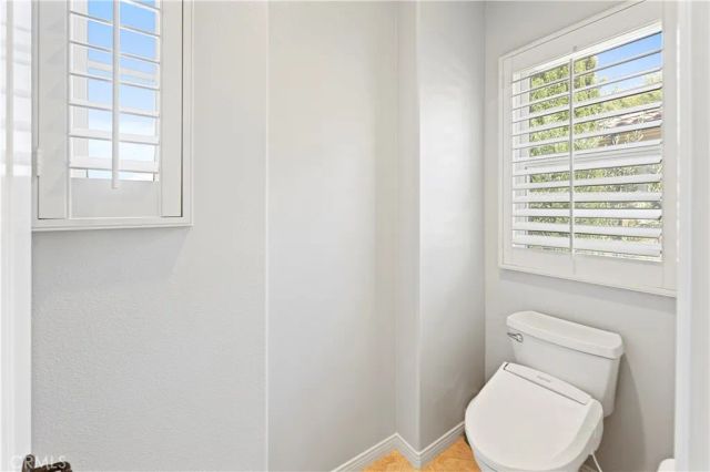 54 VALLEY TERRACE, Irvine, CA 92603