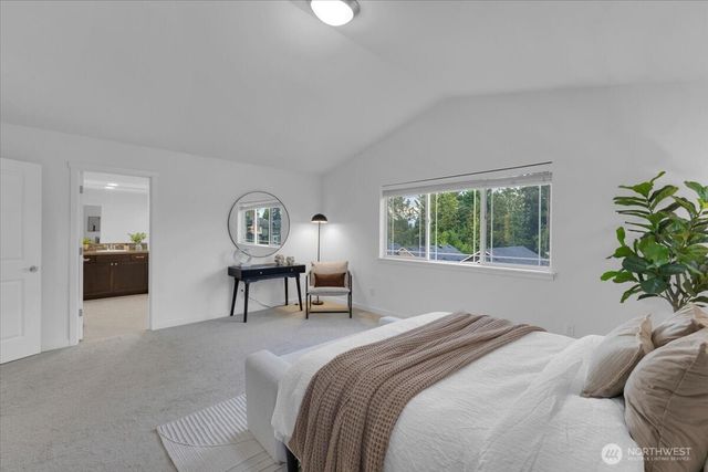 20704 2nd Avenue W, Lynnwood, WA 98036