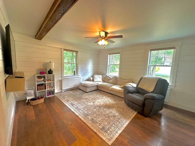 180 Bald Mountain Rd, Bernardston, MA 01337