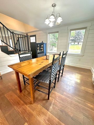180 Bald Mountain Rd, Bernardston, MA 01337