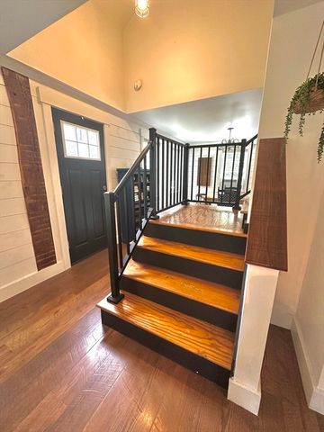 180 Bald Mountain Rd, Bernardston, MA 01337