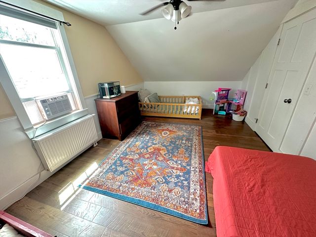 180 Bald Mountain Rd, Bernardston, MA 01337