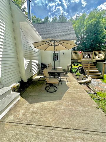 180 Bald Mountain Rd, Bernardston, MA 01337