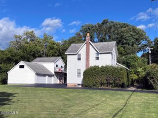 847 Maple Hill Road, Castleton-on-hudson, NY 12033
