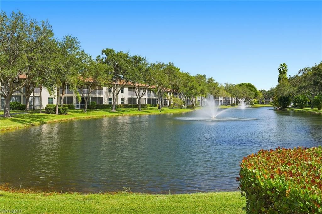 900 Diamond CIR # 905, Naples, FL 34110