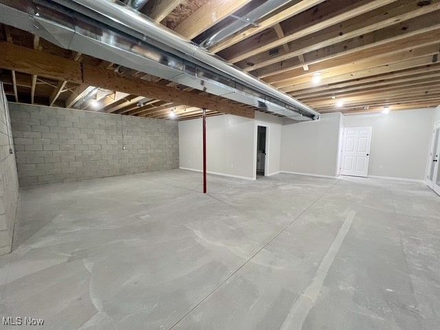 936 Miller Avenue SW, Sugarcreek, OH 44681