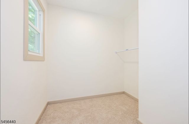 33 Orchard Dr, Vernon Twp., NJ 07462