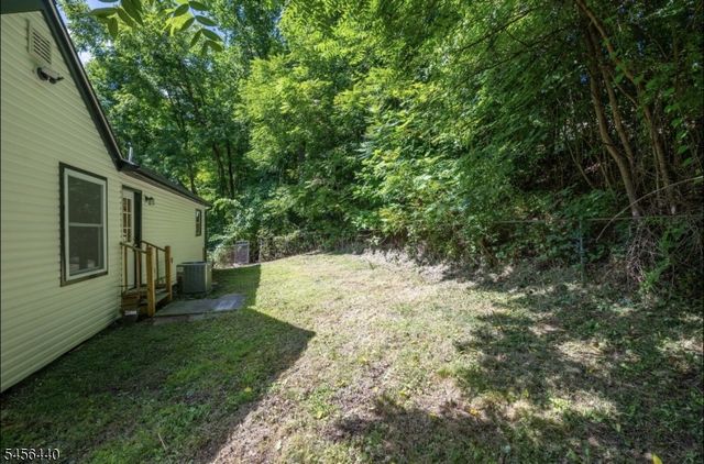 33 Orchard Dr, Vernon Twp., NJ 07462