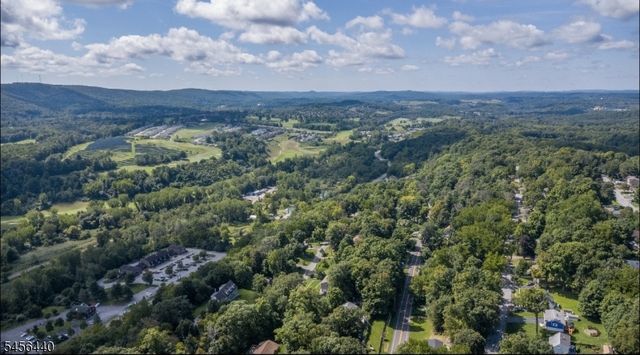 33 Orchard Dr, Vernon Twp., NJ 07462