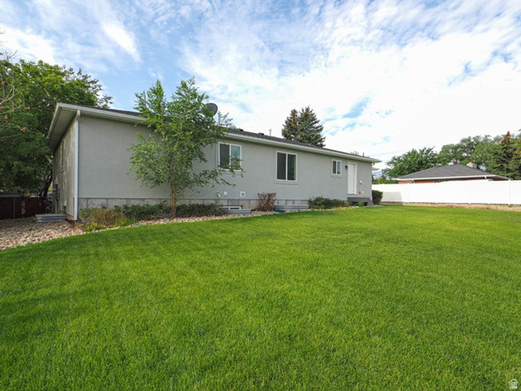 5852 W HERRIMAN MAIN ST, Herriman, UT 84096 — photo 4