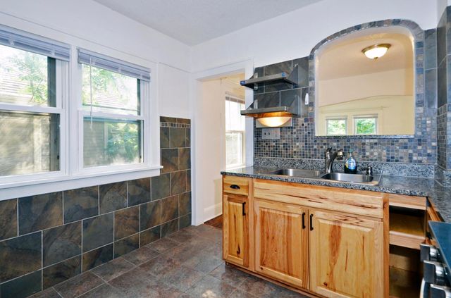 1139 Magnolia Avenue E, Saint Paul, MN 55106