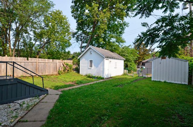 1139 Magnolia Avenue E, Saint Paul, MN 55106