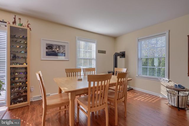 575 RED RUN RD, East Earl, PA 17519