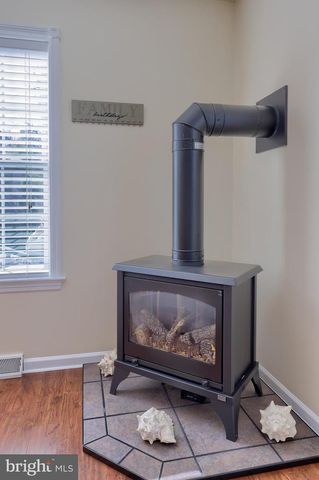 575 RED RUN RD, East Earl, PA 17519