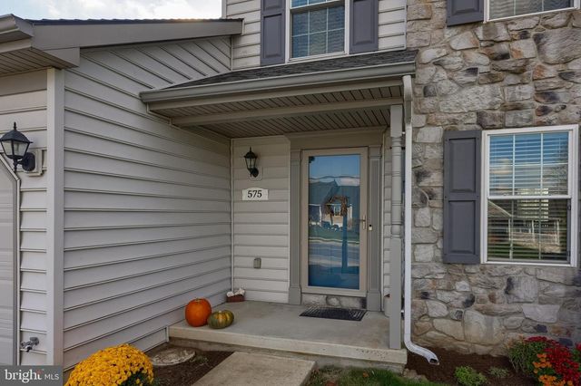 575 RED RUN RD, East Earl, PA 17519