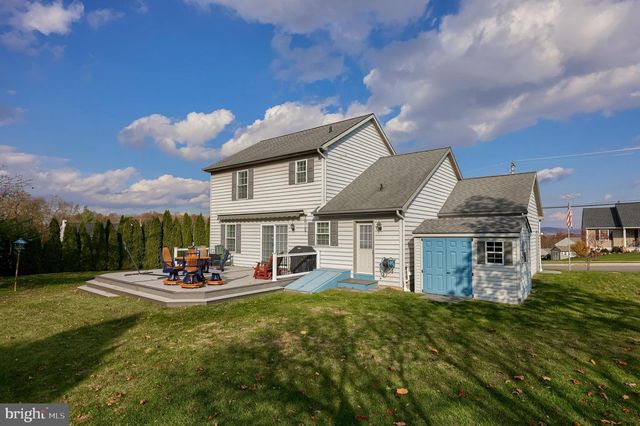 575 RED RUN RD, East Earl, PA 17519