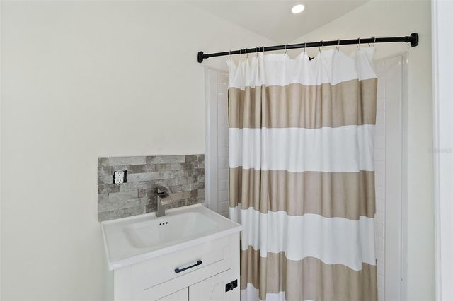 9797 COUNTY ROAD 305, Bunnell, FL 32110