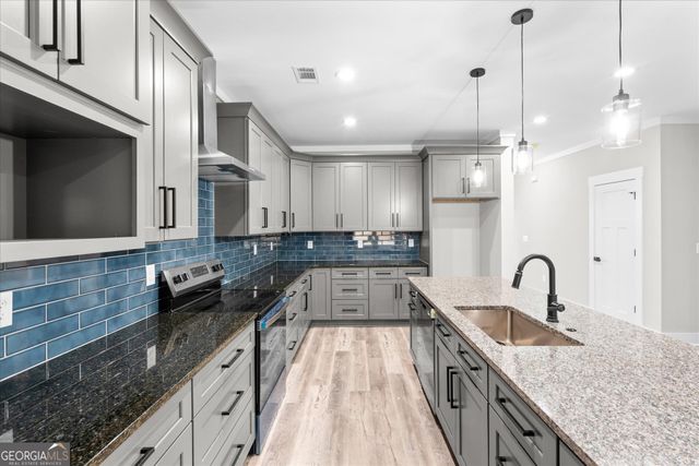 9129 Lakeview Parkway, Villa Rica, GA 30180