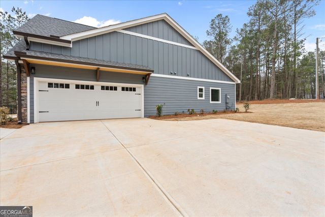 9129 Lakeview Parkway, Villa Rica, GA 30180